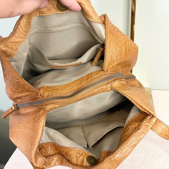 American Leather Co Liberty Shopper Leather Floral Shoulder Tote Bag - Picture 8 of 10